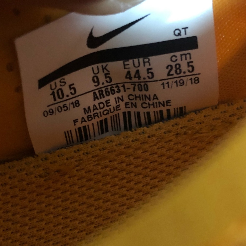 Nike Air VaporMax 2019 Canyon Gold Mens Running Shoes Casual Sneakers AR6631-700 - Picture 11 of 11